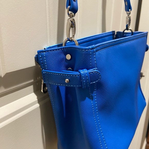 Barbara Rihl Paris Crossbody - Picture 6 of 10